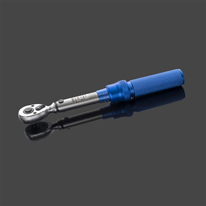 Tork anahtarı 1/4"* 1-6N.m